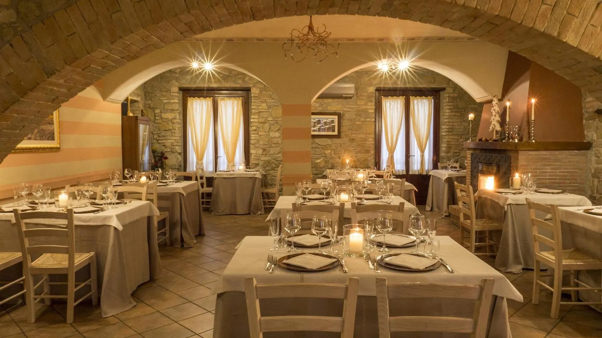 Il Melograno Agriturismo & Spa Pianello  0*, Pianello (Umbria) Olaszország