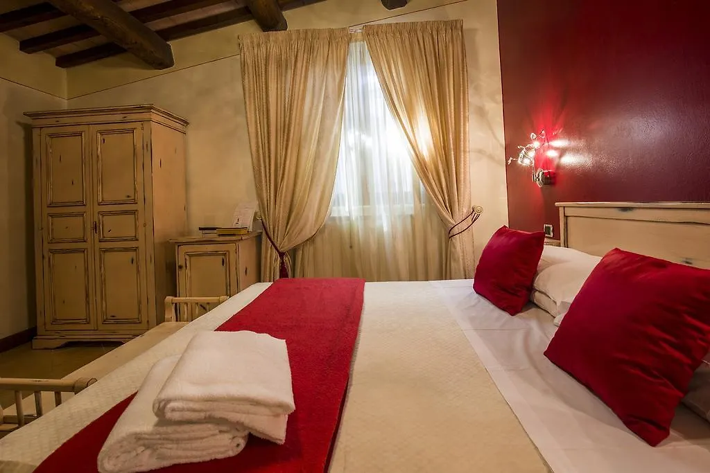 Bauernhof Il Melograno Agriturismo & Spa Pianello  Italien